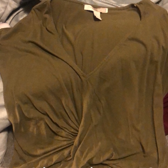 Sweatshirts, jackets, pants, and vest - Picture 4 of 8